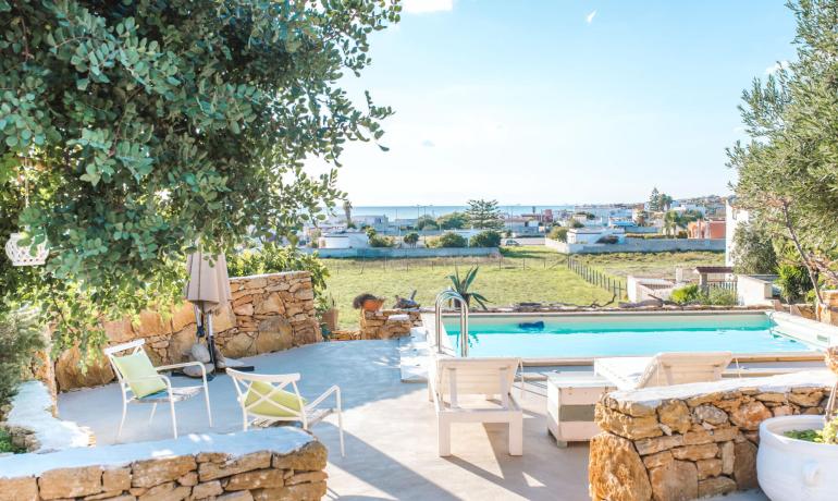 homelikevillas it offerta-speciale-ferragosto-in-villa-al-mare-in-puglia 006